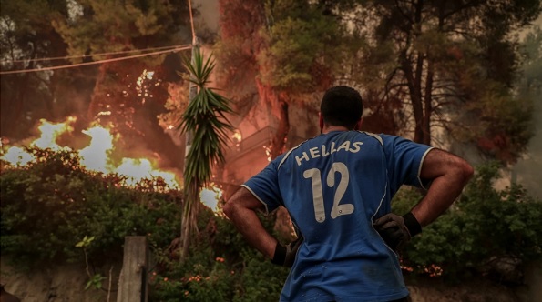 Στα άκρα η σύγκρουσης κυβέρνησης και ΣΥΡΙΖΑ με φόντο τις πυρκαγιές