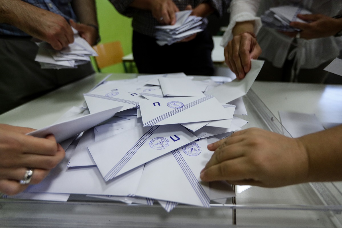 Αυτοδιοικητικές εκλογές: Φρένο στη φημολογία παράτασης της ημερομηνίας διεξαγωγής βάζει η κυβέρνηση