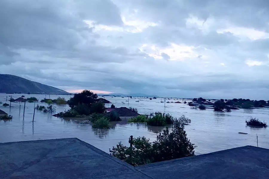 Κακοκαιρία Daniel: Το νερό «κατάπιε» σπίτια στο Ριζοβούνι