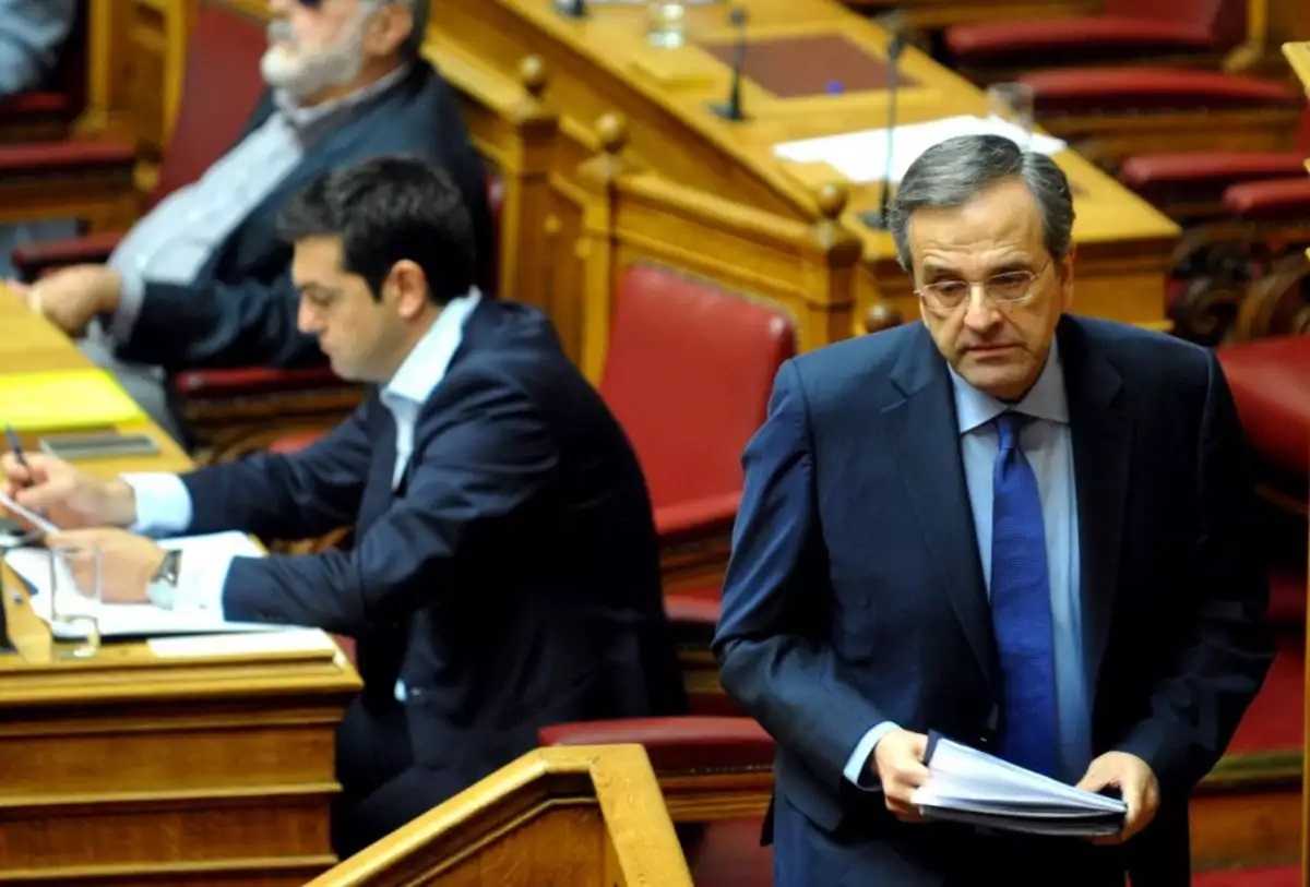 «Μουδιασμένοι» οι πολίτες στο ενδεχόμενο επιστροφής Σαμαρά - Τσίπρα στο προσκήνιο