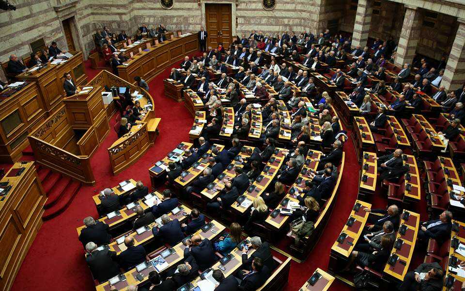 Συζήτηση στη Βουλή για το νομοσχέδιο που αφορά την Παιδεία : Αναμένεται σύγκρουση Μητσοτάκη – Τσίπρα 