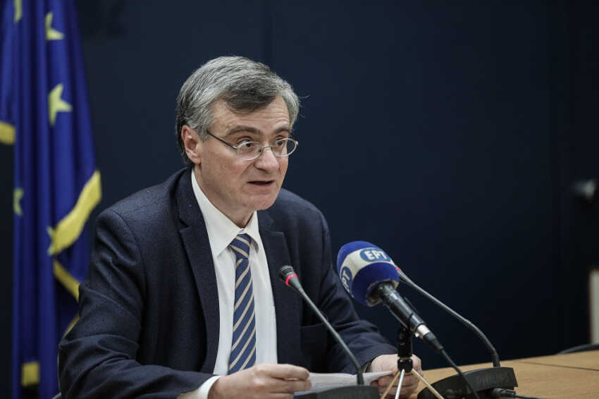 Κορωνοϊός: Αυτή είναι η νέα επιτροπή εμπειρογνωμόνων - Πρόεδρος ο Σωτήρης Τσιόδρας