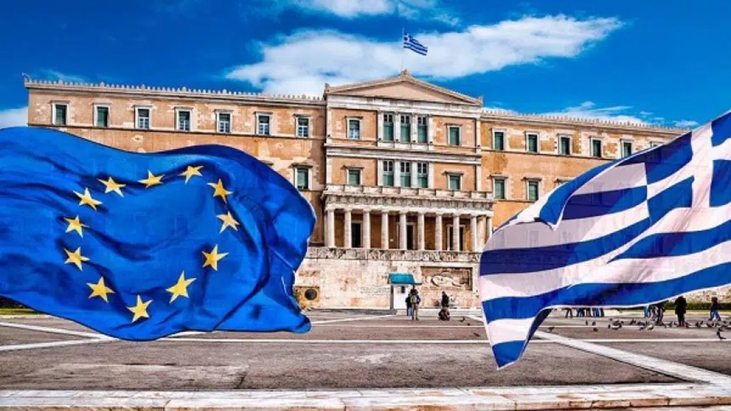 Κομισιόν για Ελλάδα: Ανάπτυξη στο 2,2% και πληθωρισμός στο 2,8% το 2024