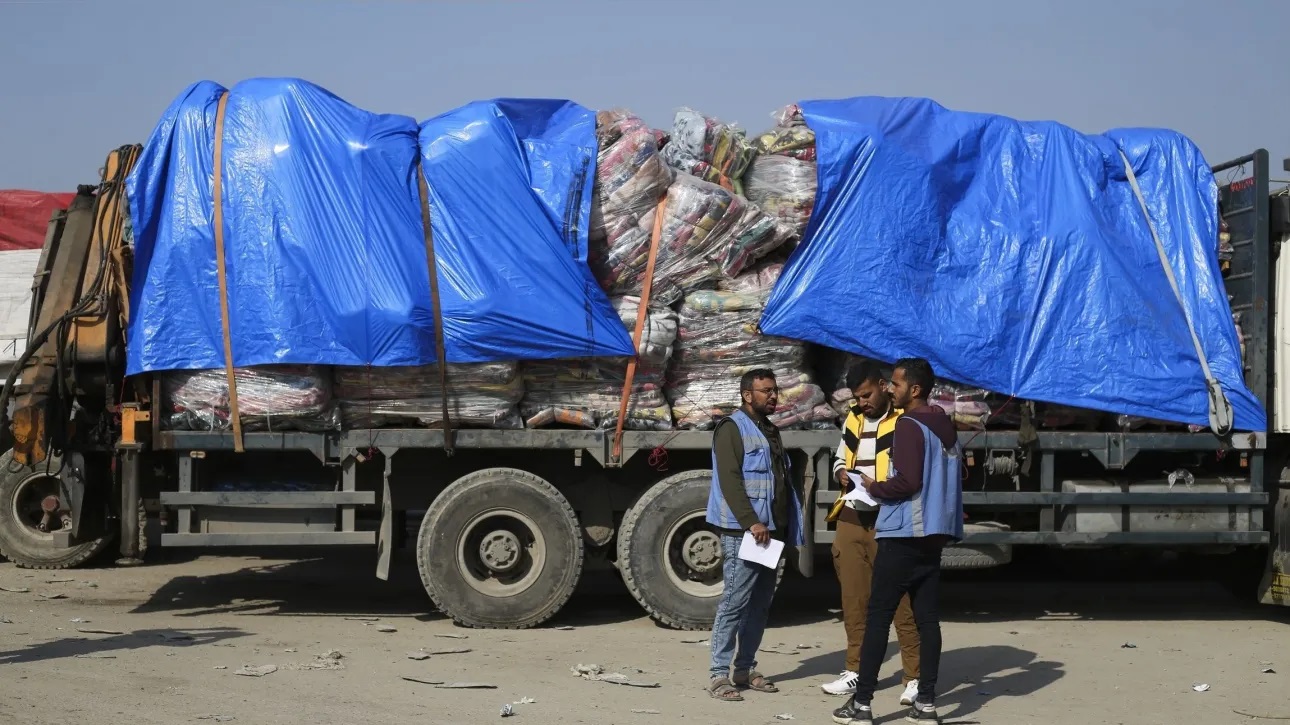 Γάζα: Το Ισραήλ λέει ότι έφθασαν 276 φορτηγά με ανθρωπιστικές προμήθειες