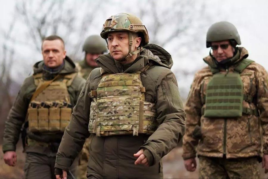 Επικίνδυνη ακροβασία μεταξύ ειρήνης και πολέμου στα ρωσοουκρανικά σύνορα