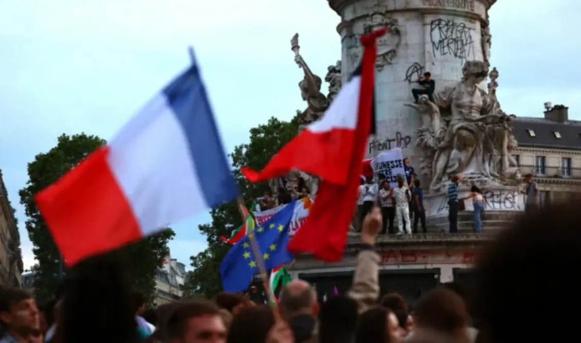 Γαλλικές εκλογές: Το στοίχημα της αυτοδυναμίας της Λεπέν
