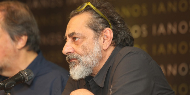 Καφετζόπουλος: ''Μιλήστε όποτε μπορείτε και το αντέχετε''