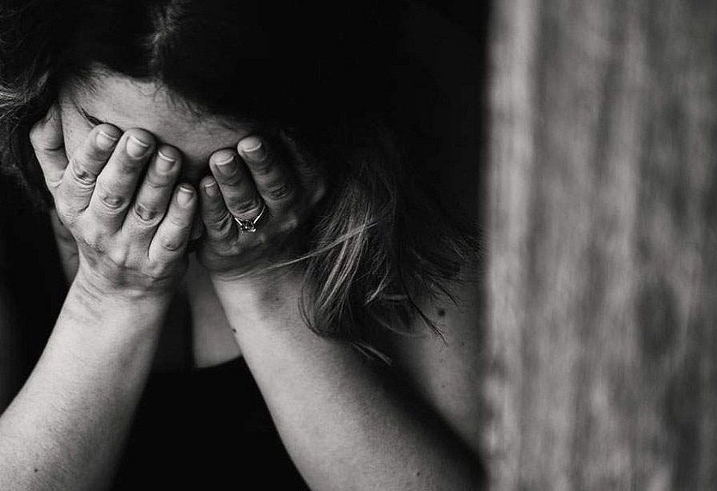 Σοκ στις Σέρρες: 22χρονη καταγγέλλει για βιασμό τον πατέρα της