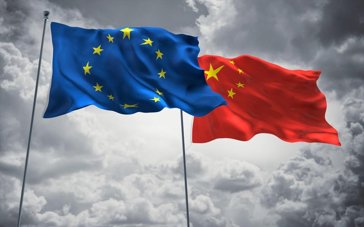 Bloomberg: Πως θα αντιδράσει ο Τζο Μπάιντεν στον δρόμο που χαράζει η Ευρώπη με την Κίνα;