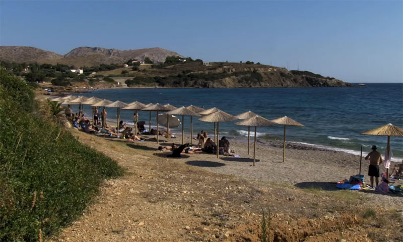 Αυτές τις παραλίες της Αττικής πρέπει να επισκεφτείς άμεσα