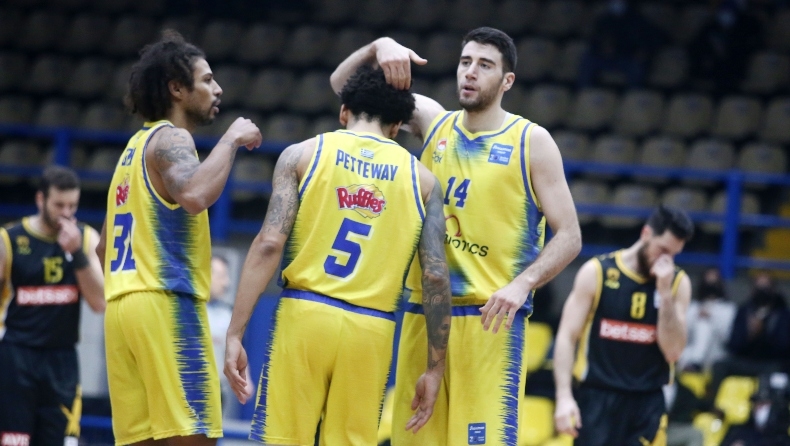 Basket League: Επιβλητικό το Περιστέρι «ισοπέδωσε» την ΑΕΚ – Βήμα παραμονής για την Λάρισα 