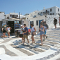 Τα 10 δισ. άγγιξαν τα έσοδα από τον τουρισμό και δίνουν «ανάσα» στην ελληνική οικονομία 